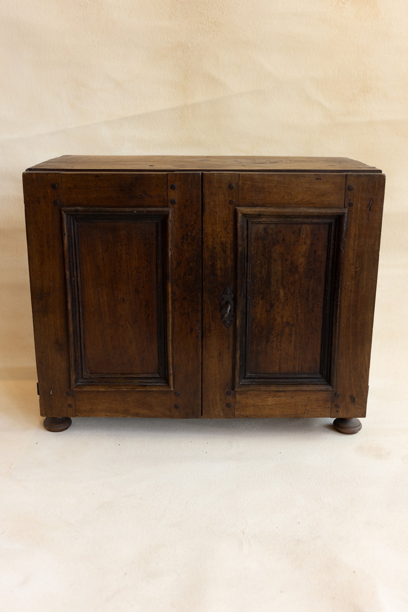Late 17th c. Walnut Table Cabinet